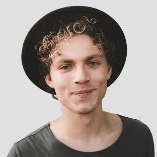 Growth-Marketing-About-Team-Image-3 Growth-Marketing-About-Team-Image-3